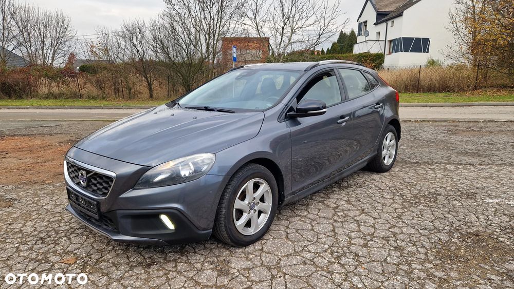Volvo V40 Cross Country D2 Summum - 2