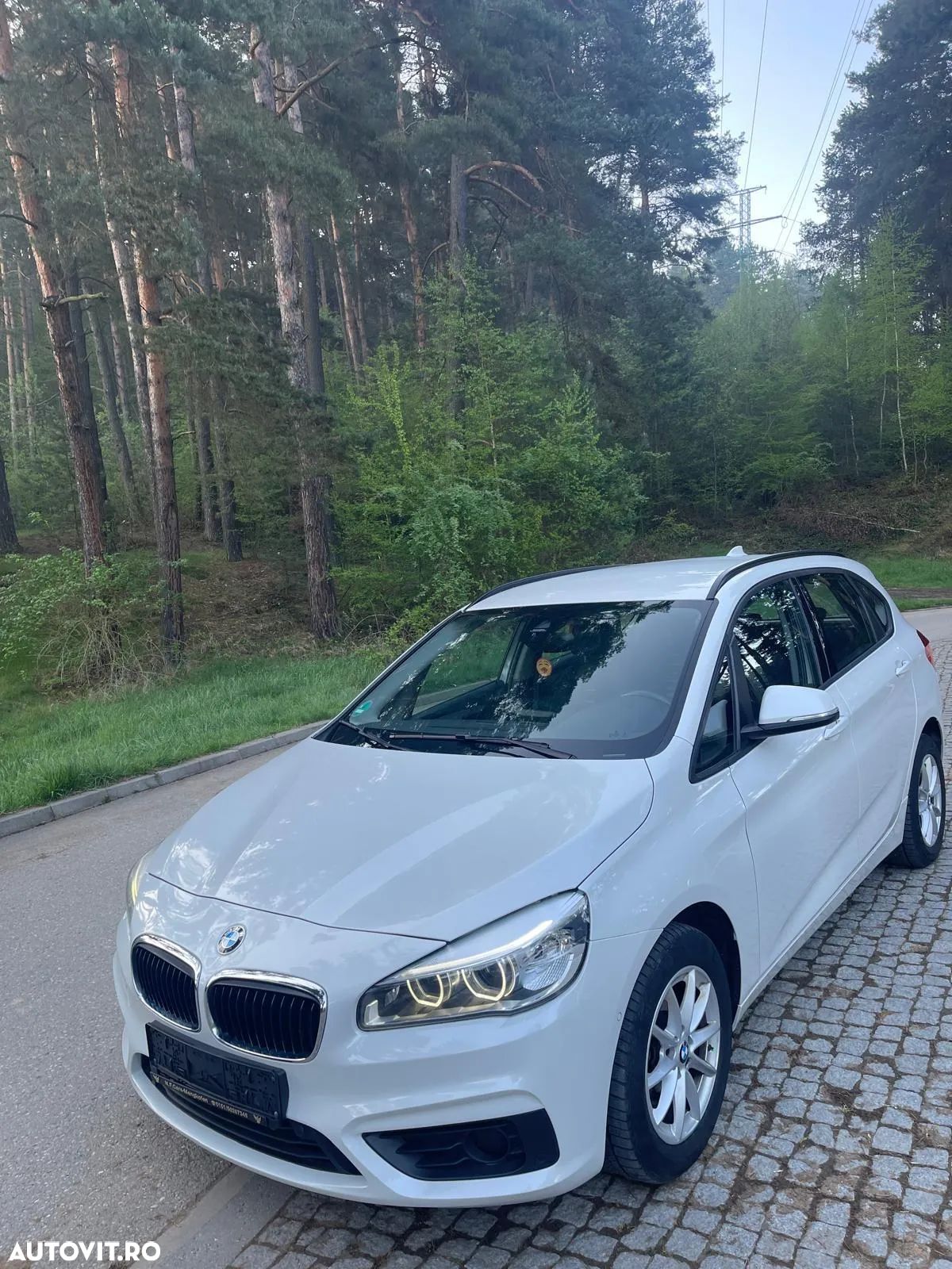 BMW Seria 2 218d Active Tourer - 1