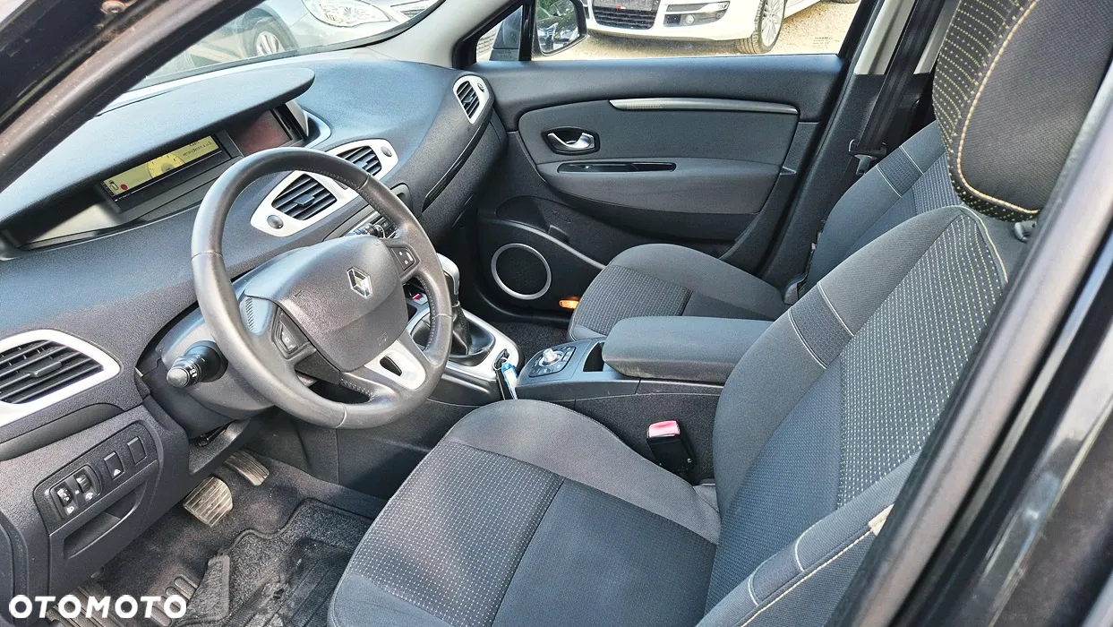 Renault Scenic 2.0 16V Tech Run - 30