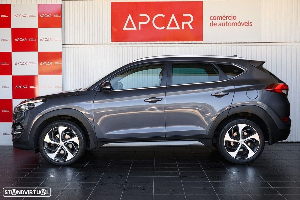 Hyundai Tucson 1.7 CRDi Executive - 6