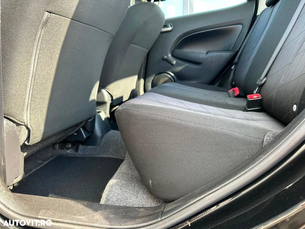Mazda 2 - 10