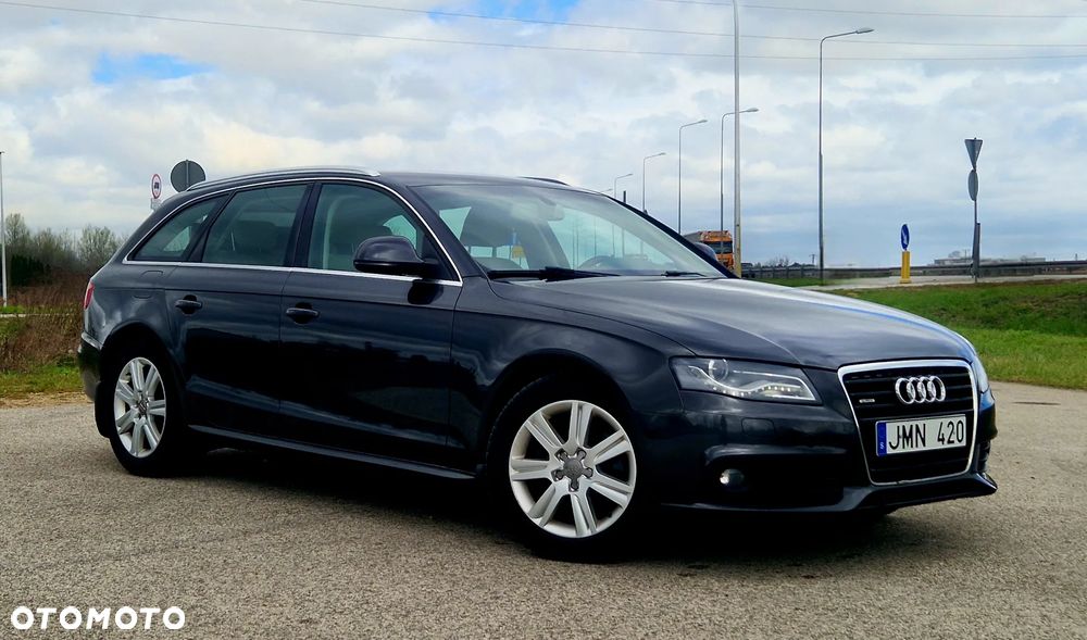 Audi A4 Avant - 1