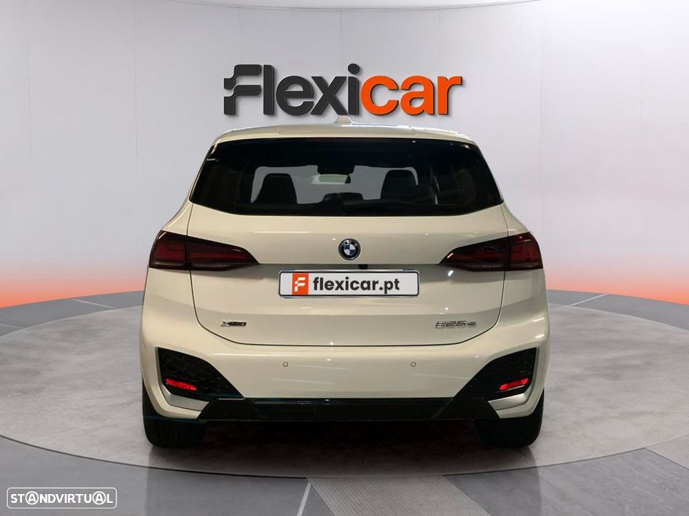 BMW 225xe Active Tourer e xDrive Pack Desportivo M - 7