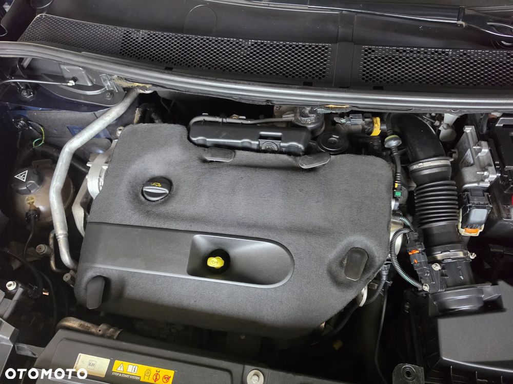 Peugeot 5008 2.0 HDi Family 7os - 29