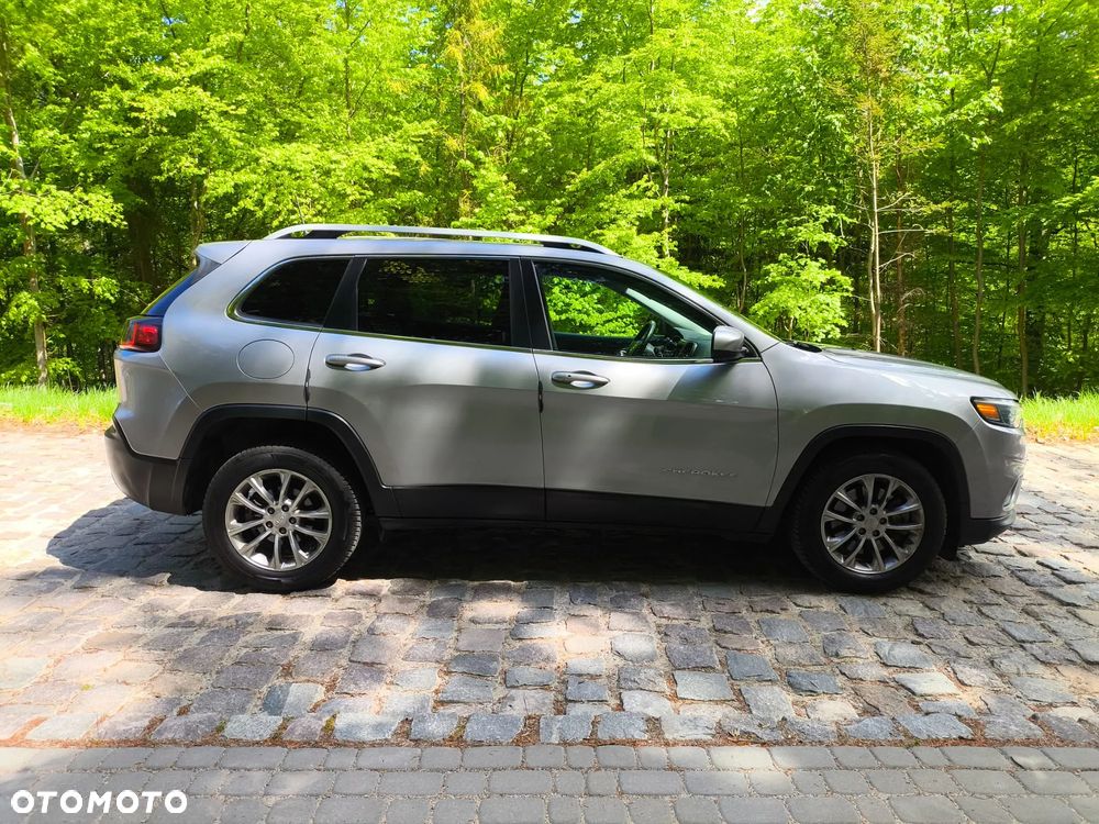 Jeep Cherokee - 6