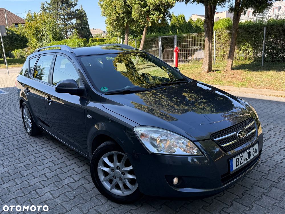 Kia Ceed 2.0 CVVT EX - 2