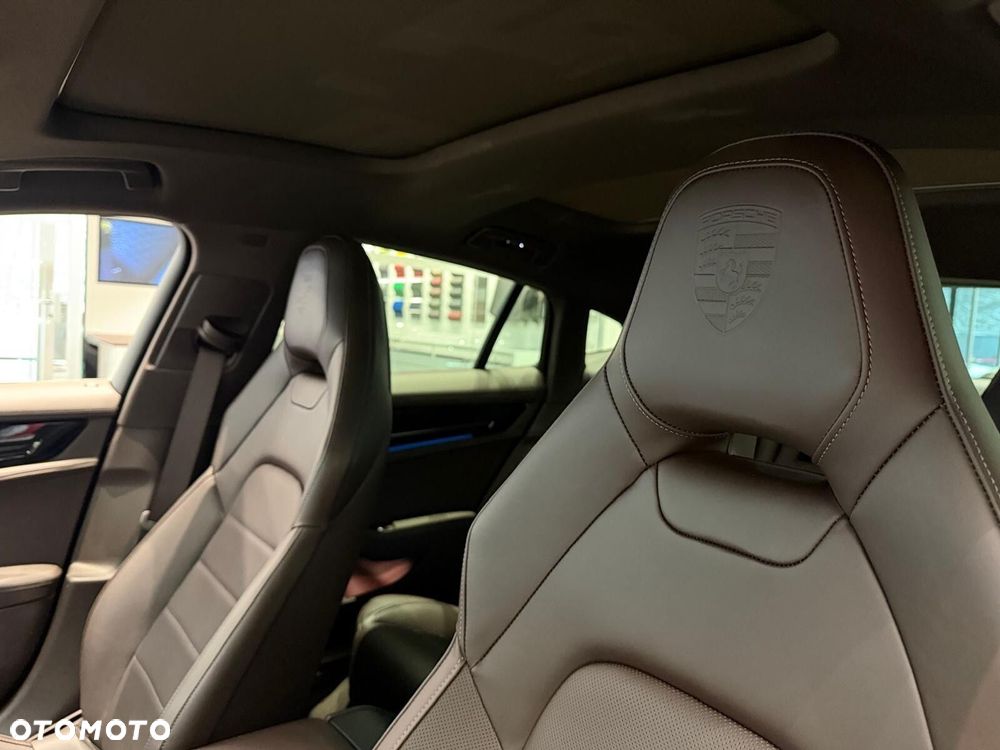 Porsche Panamera - 13