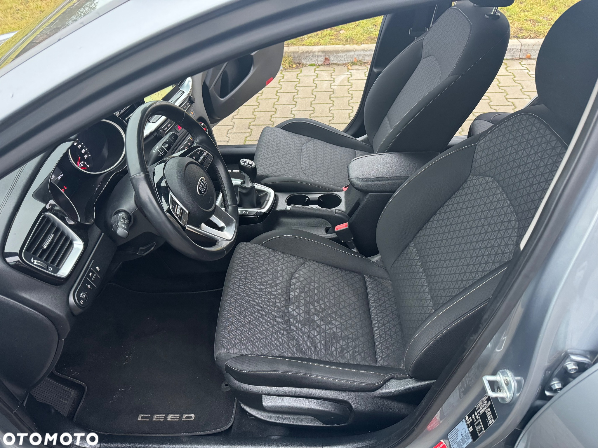 Kia Ceed Cee'd 1.6 CRDi GT Line - 19