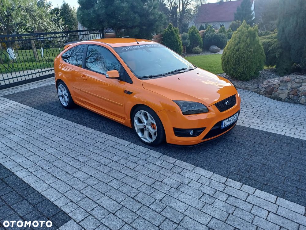 Ford Focus 2.5 ST - 1
