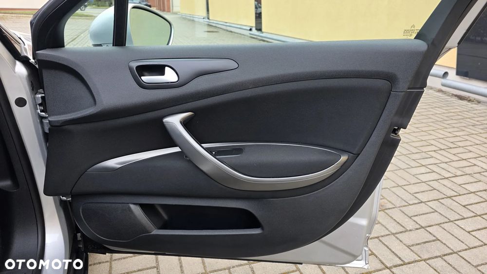 Citroën C5 1.8 16V Confort - 24