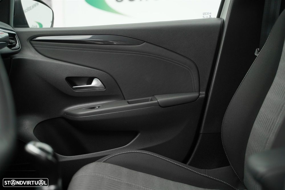 Opel Corsa 1.2 Edition — fotografia 25