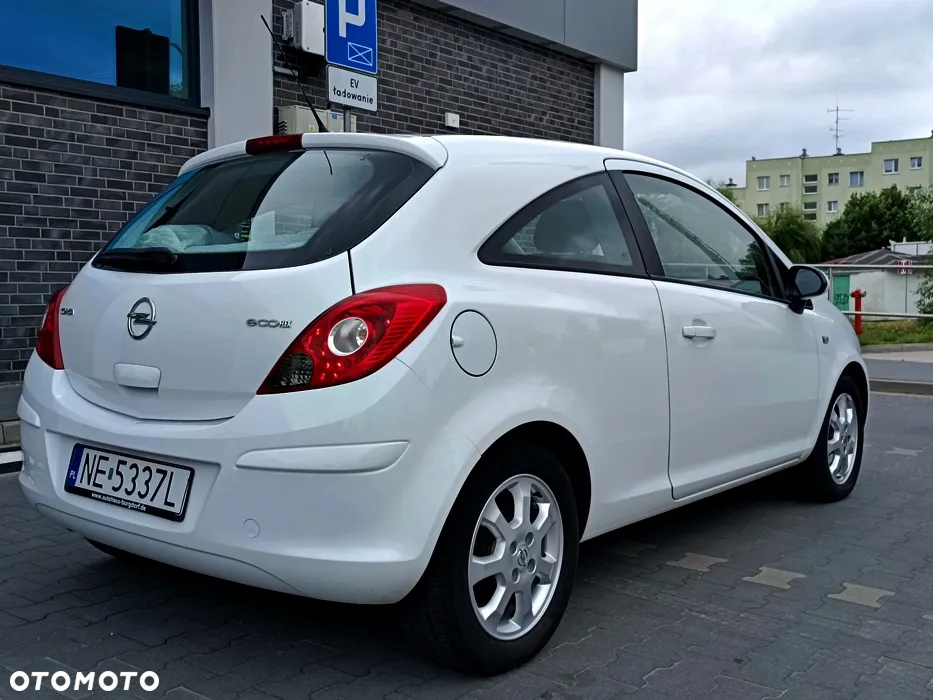 Opel Corsa 1.2 16V (ecoFLEX) Color Edition - 11
