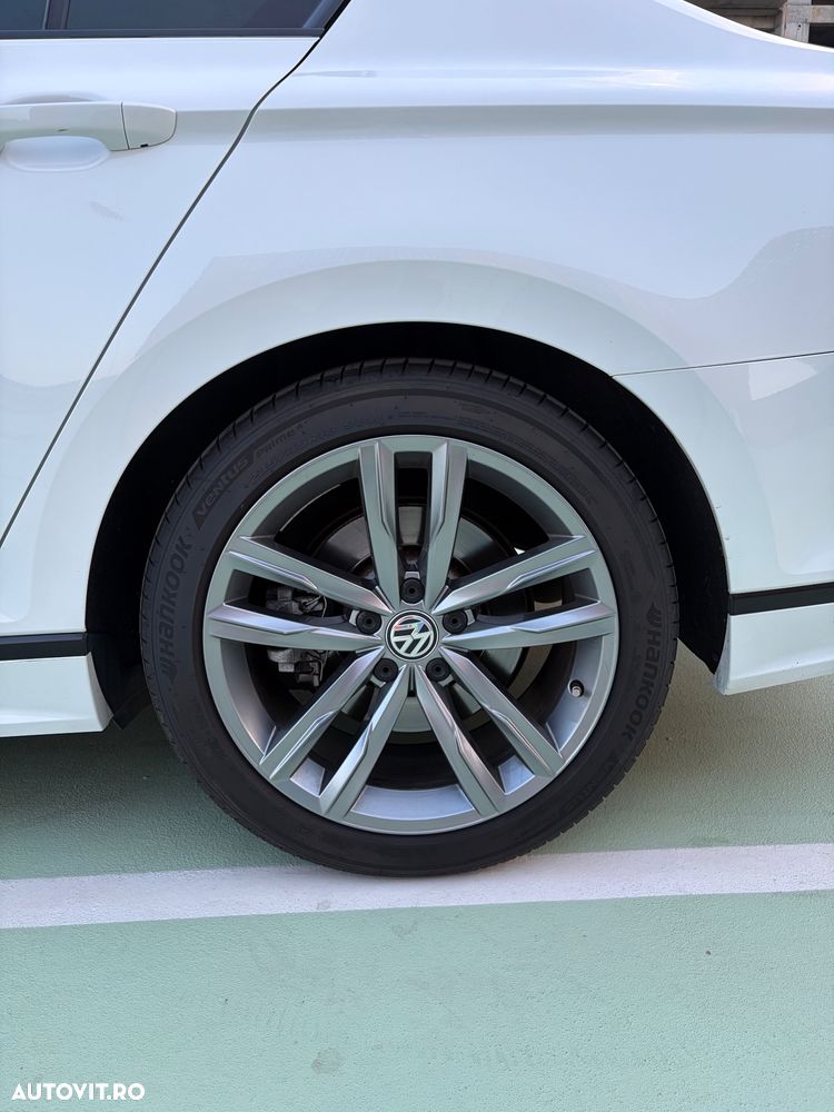 Volkswagen Passat 2.0 TDI DSG 4Motion Highline - 18