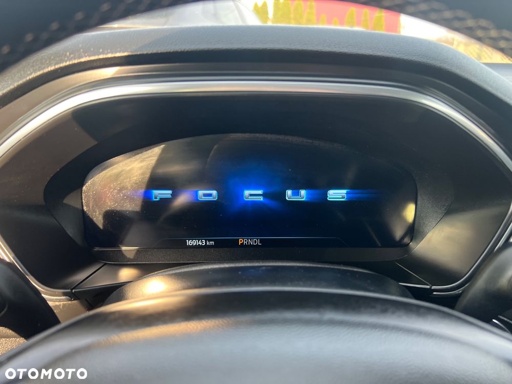Ford Focus 1.0 EcoBoost Start-Stopp-System TITANIUM X - 21