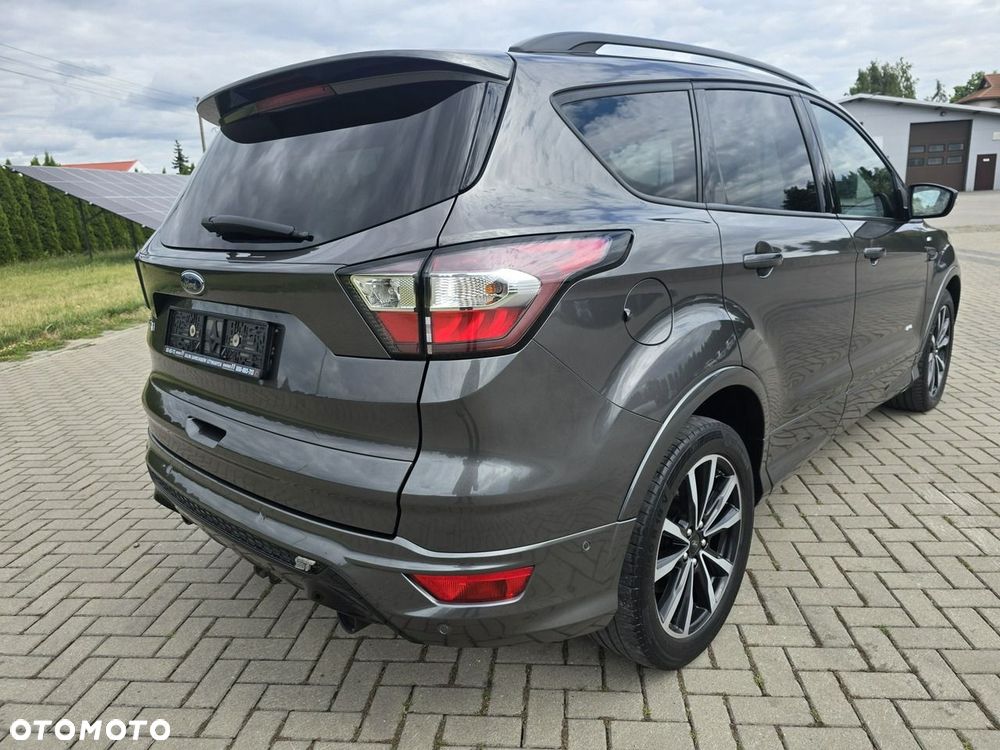 Ford Kuga - 10