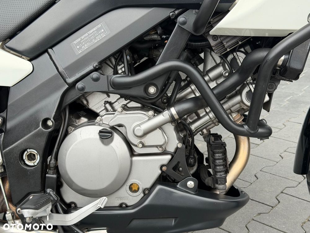Suzuki V-STROM - 20