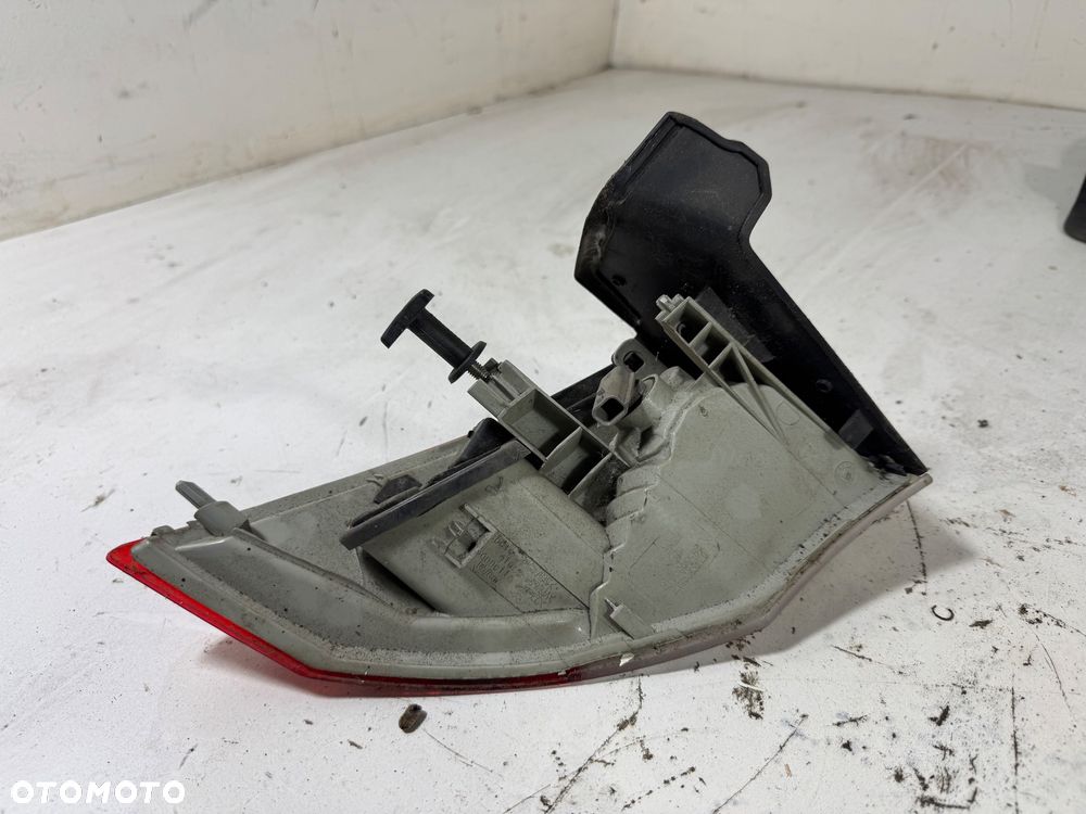 RENAULT LAGUNA III 07- HB LAMPA PRAWY TYL TYLNA PRAWA LED - 4