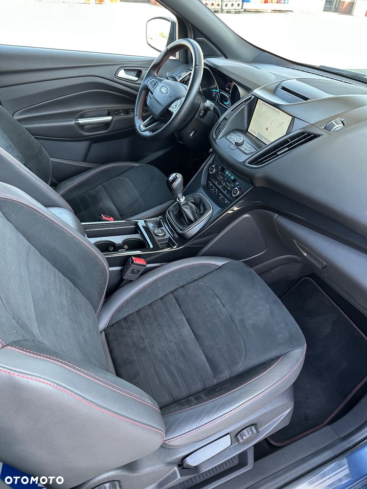 Ford Kuga 1.5 EcoBoost 2x4 ST-Line - 7