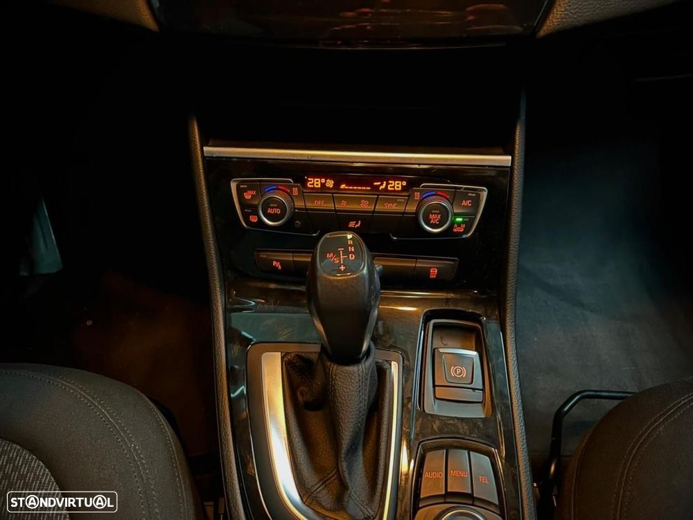 BMW 216 Active Tourer d Advantage Auto - 14