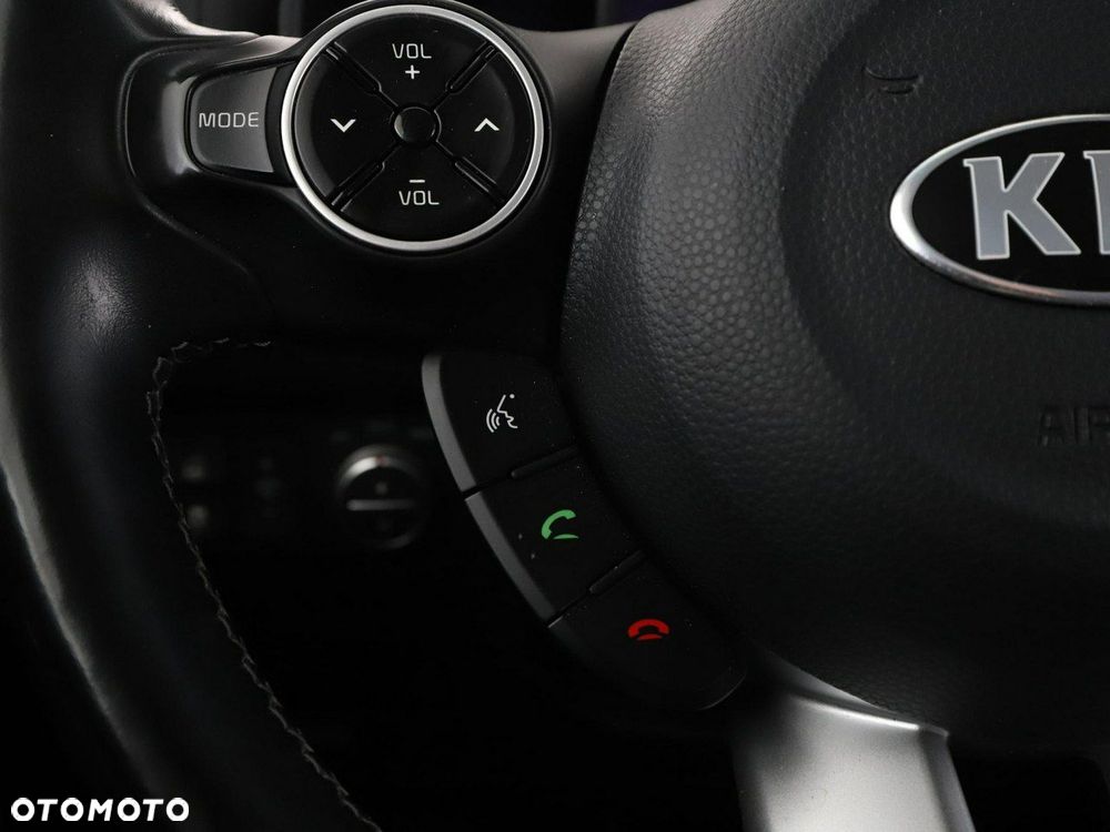 Kia Soul 1.6 GDI Dream Team Edition - 33