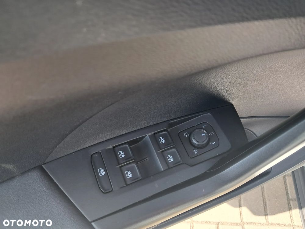 Volkswagen T-Cross 1.0 TSI Life - 27