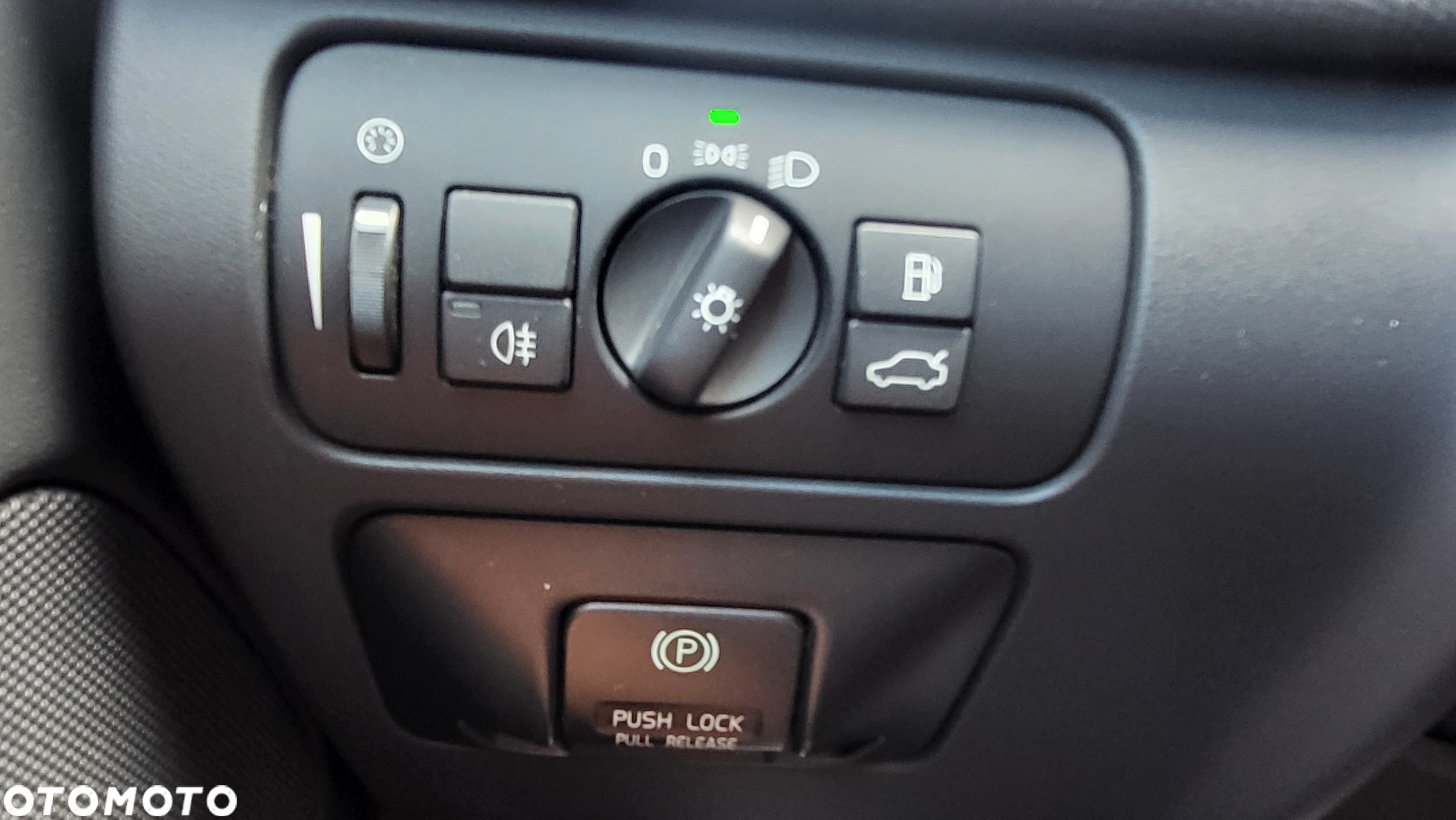 Volvo XC 60 2.4D AWD Momentum - 18
