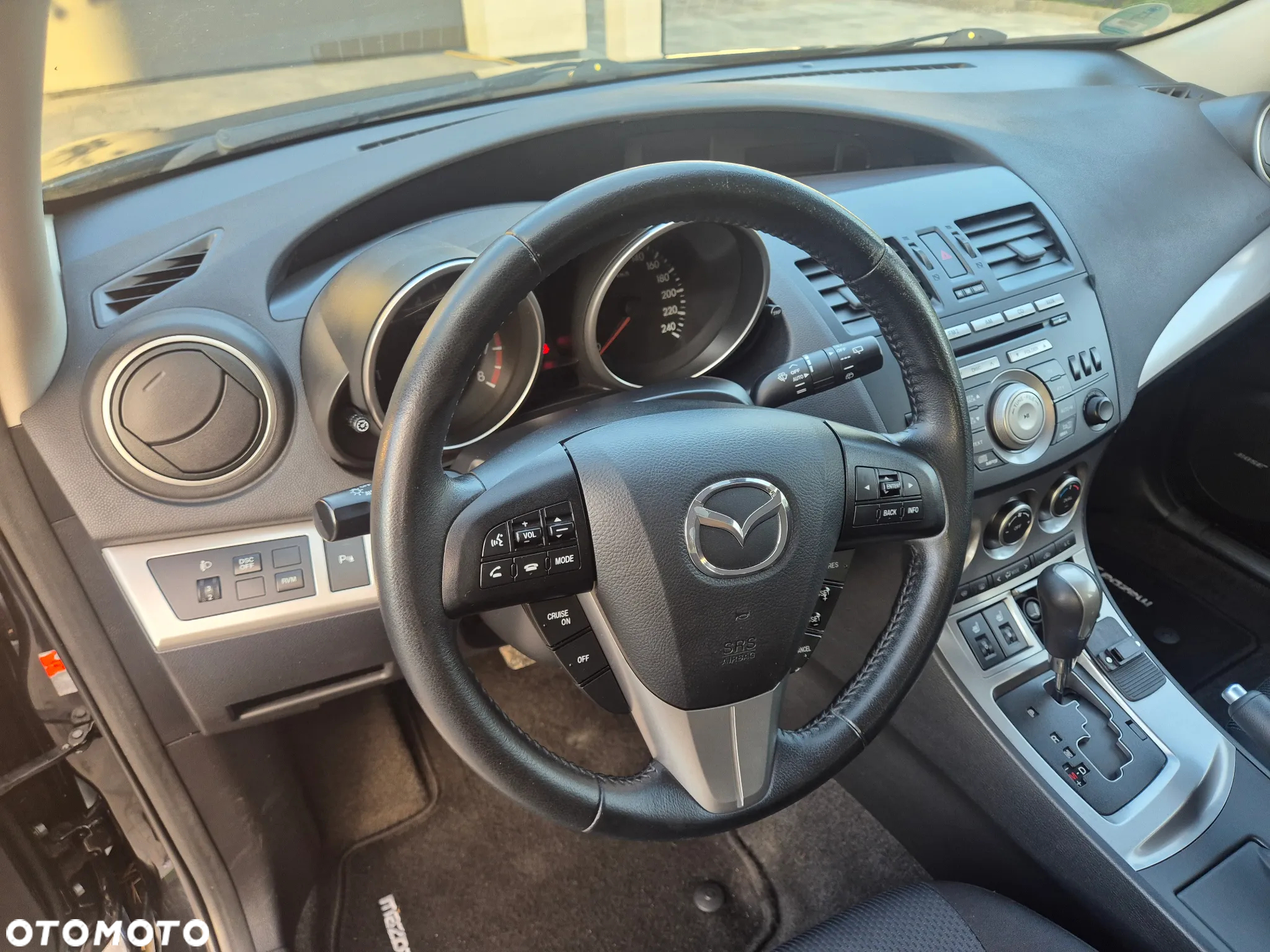Mazda 3 2.0 Sport - 11