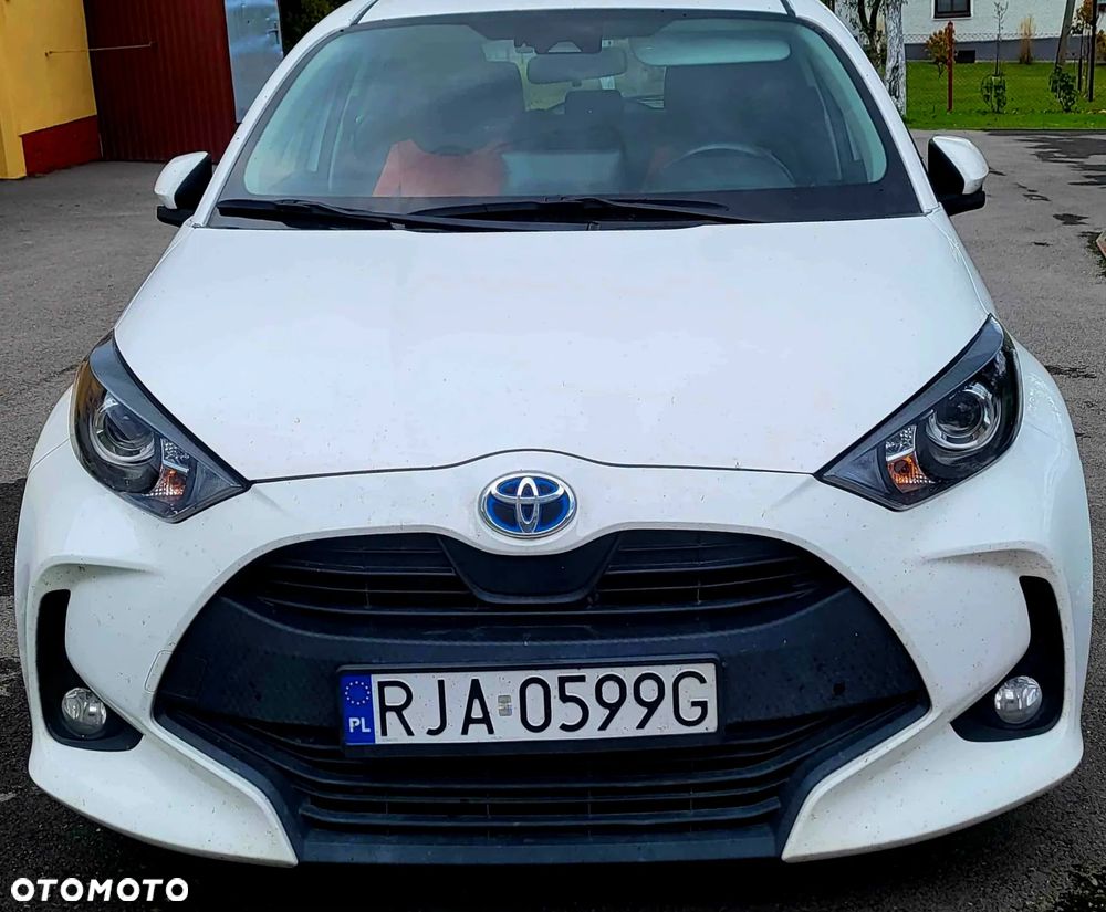 Toyota Yaris - 1