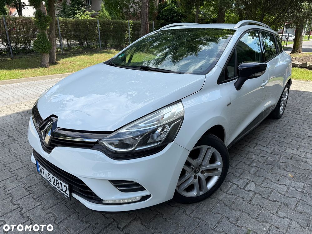 Renault Clio 1.2 16V 75 LIMITED - 21