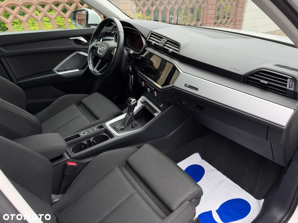 Audi Q3 35 TFSI mHEV S tronic - 12