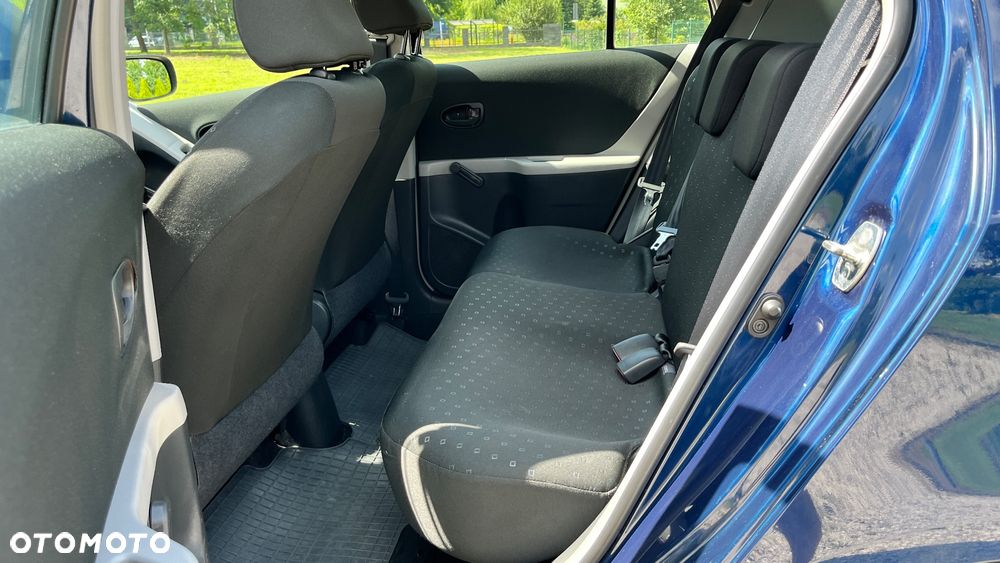 Toyota Yaris 1.0 Terra A/C - 15