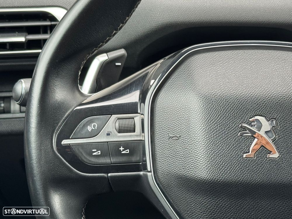 Peugeot 3008 1.6 BlueHDi Allure EAT6 J18 - 18