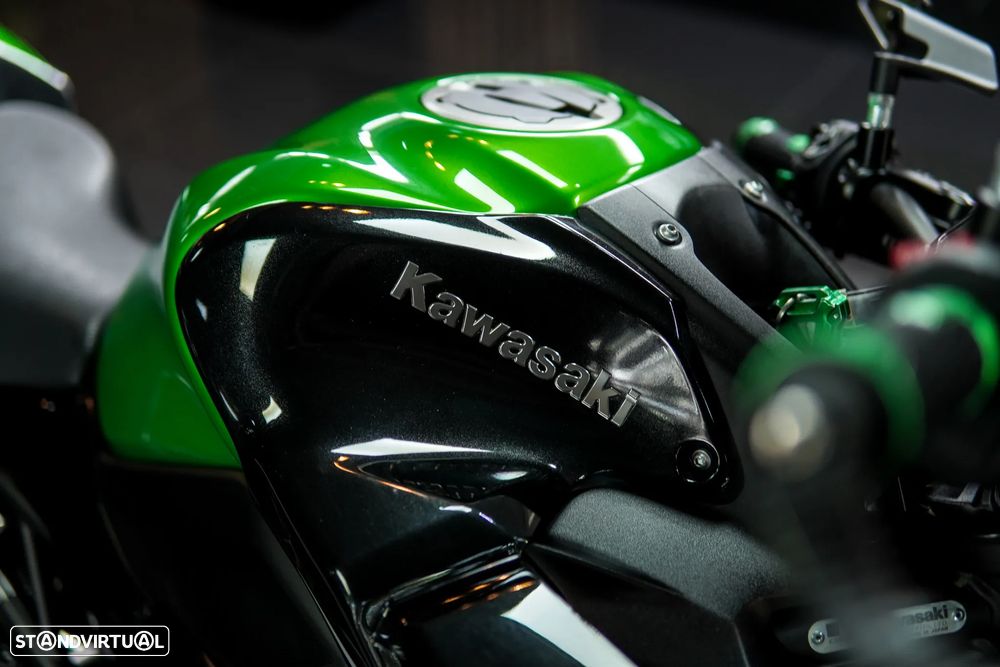 Kawasaki ZR 900 Akrapovic Full Titanium - 13