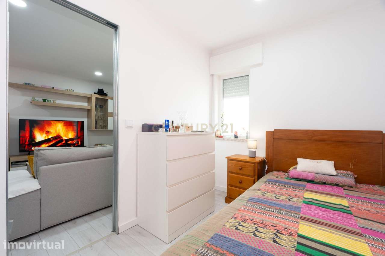 ** ESPECTACULAR APARTAMENTO T2 REMODELADO EM ALHOS VEDROS ** - Grande imagem: 5/31
