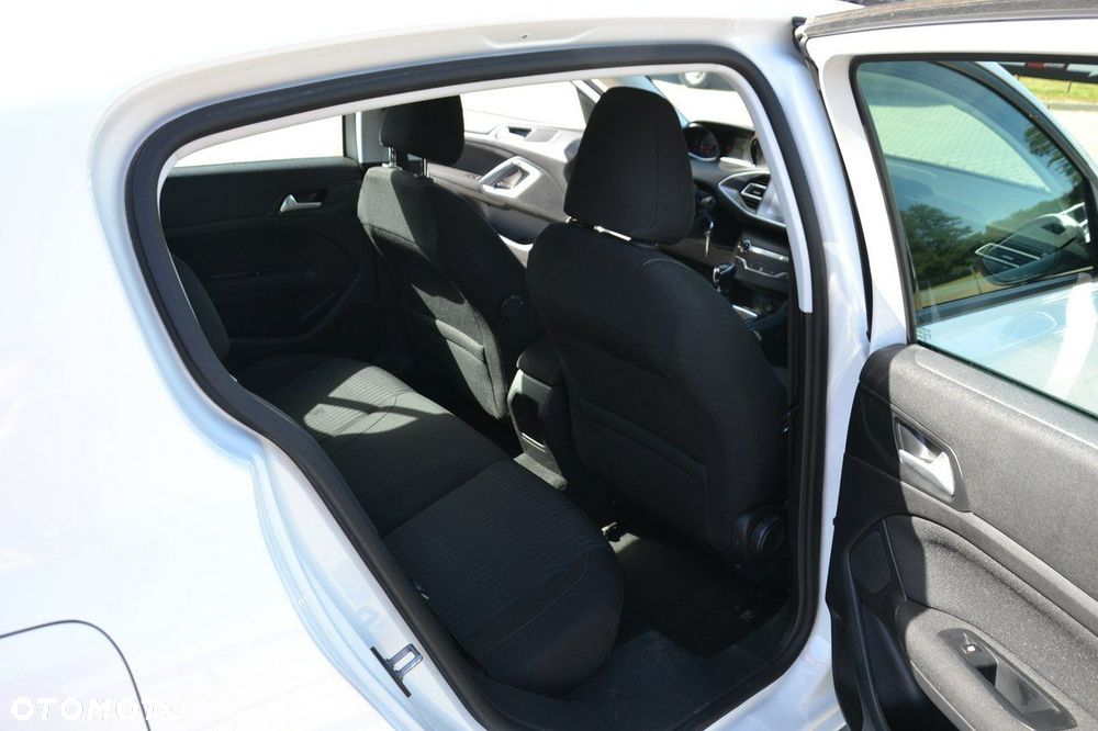 Peugeot 308 - 16