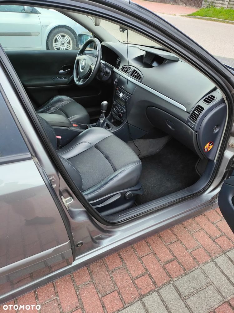 Renault Laguna 1.9 dCi Confort Dynamique - 17