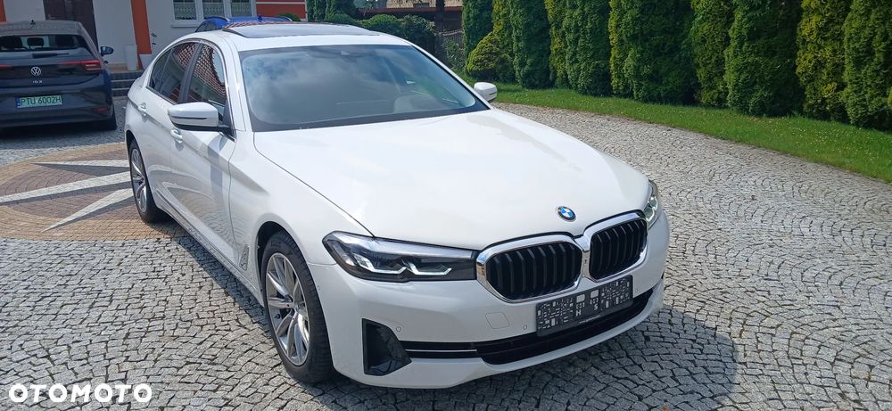 BMW Seria 5 530i GPF Luxury Line sport - 8