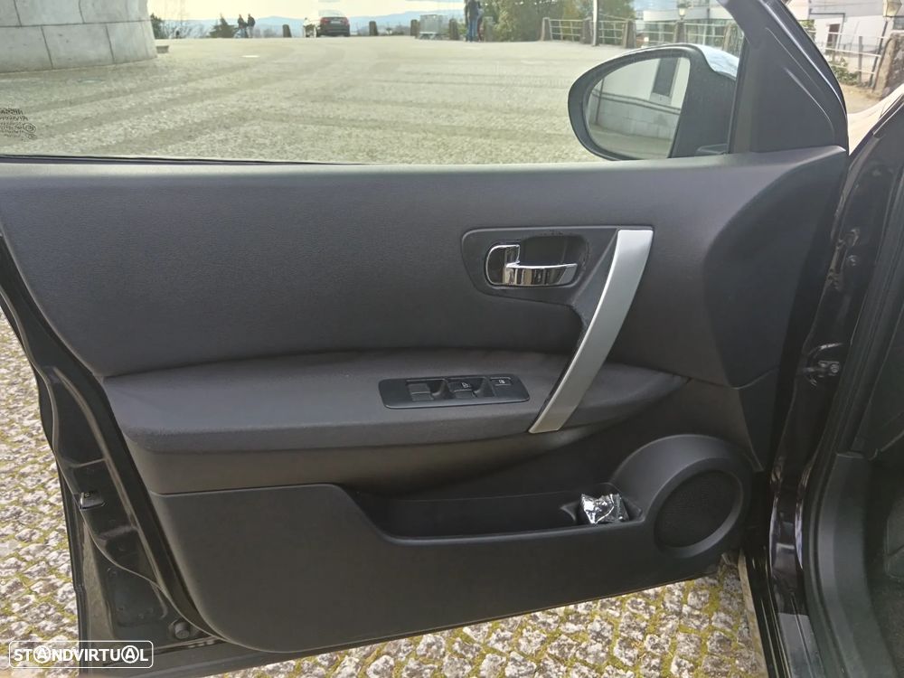 Nissan Qashqai 1.5 dCi Tekna Premium 17 - 5