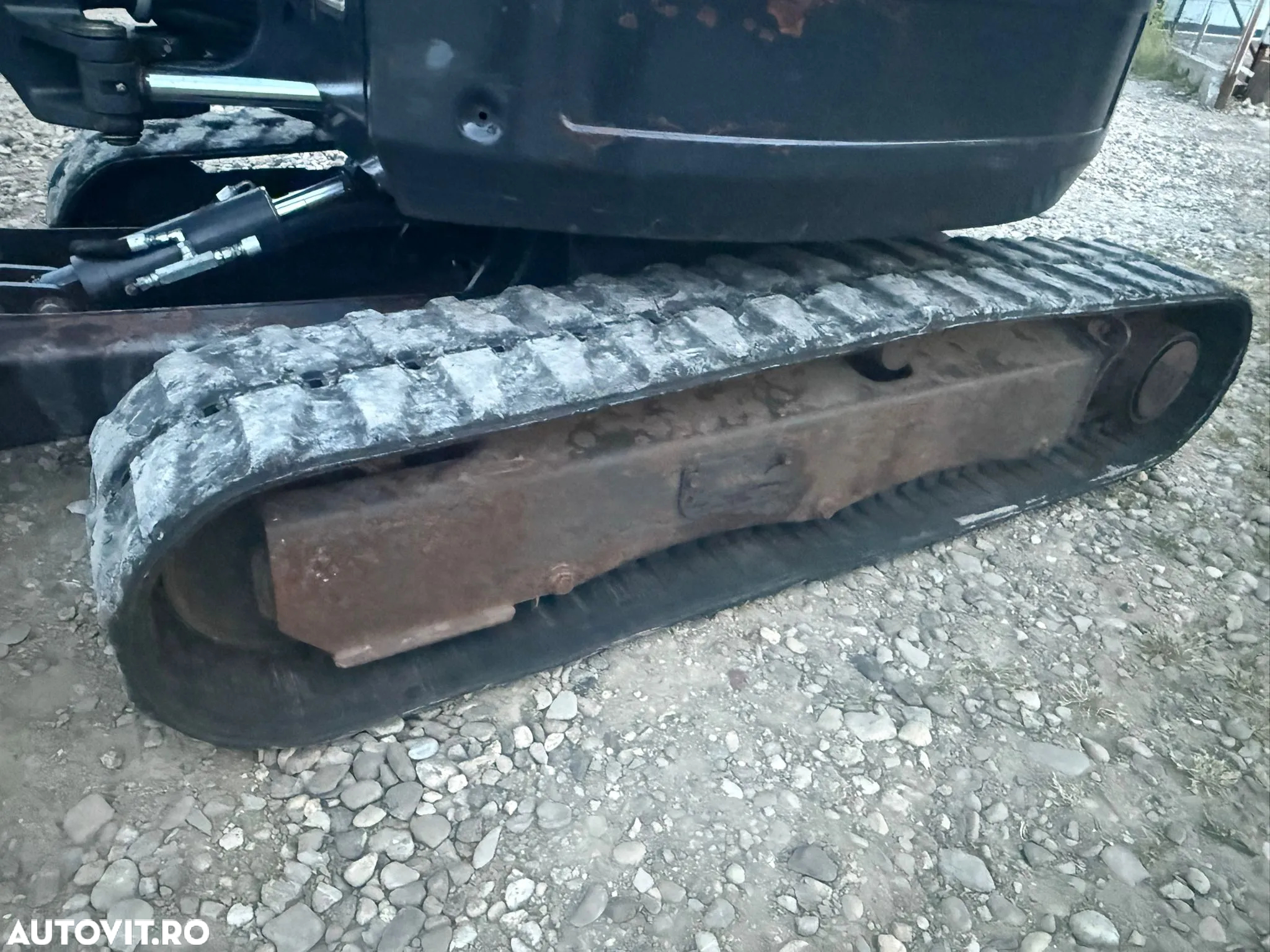 Bobcat E26 - 6