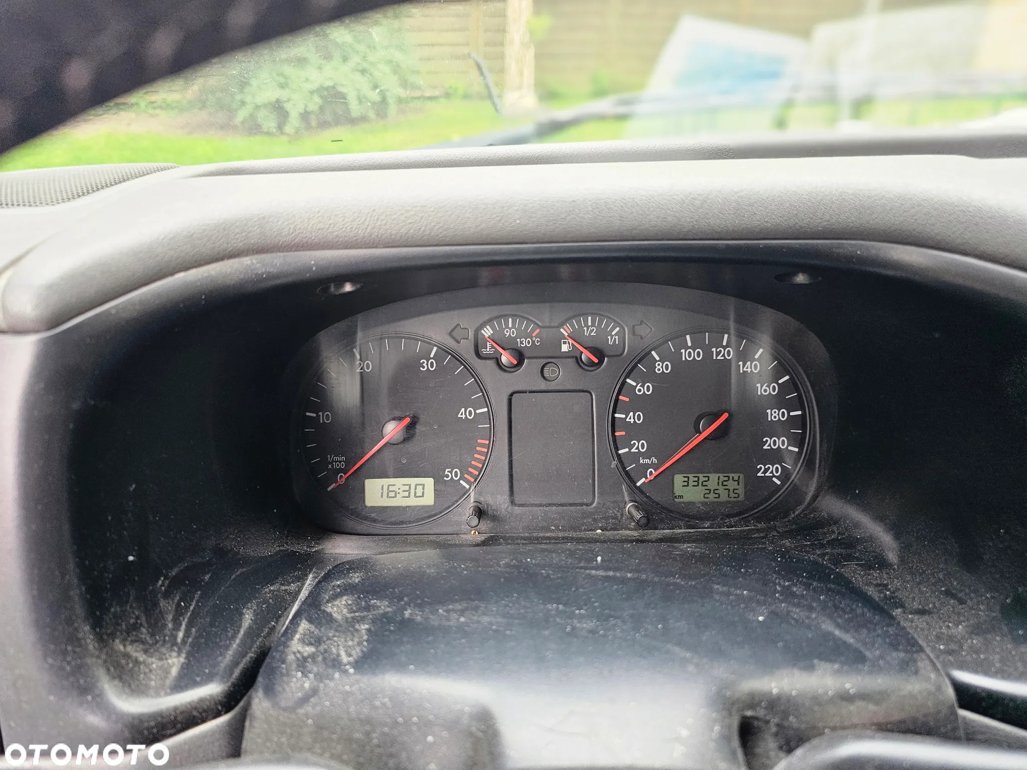 Volkswagen Transporter - 5
