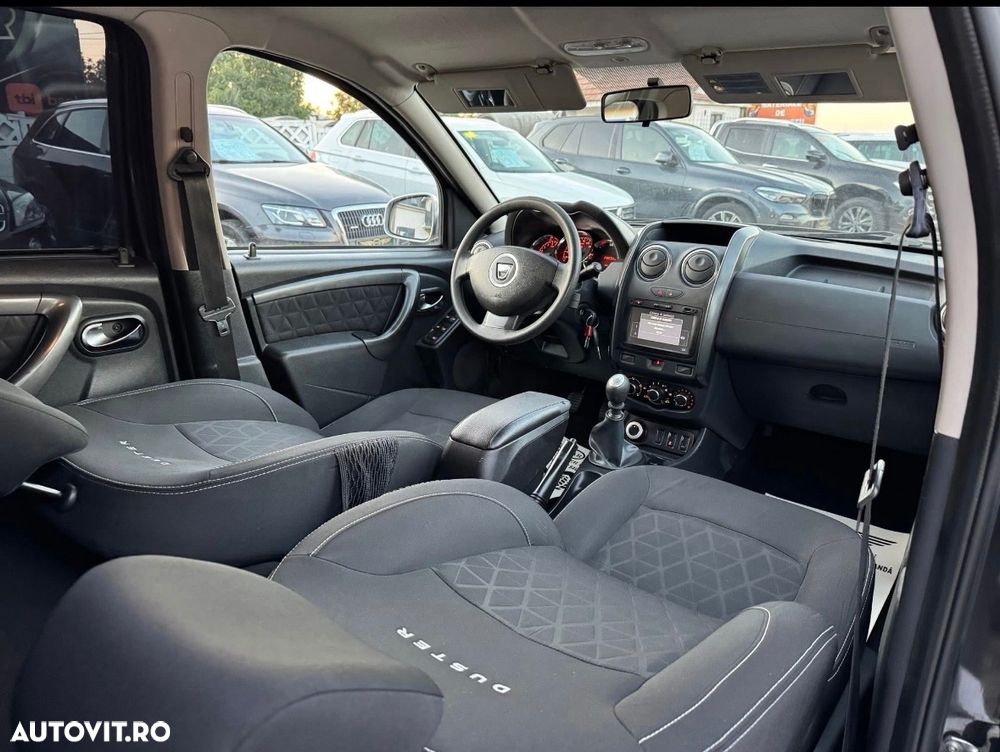 Dacia Duster 1.6 4x4 Prestige - 22