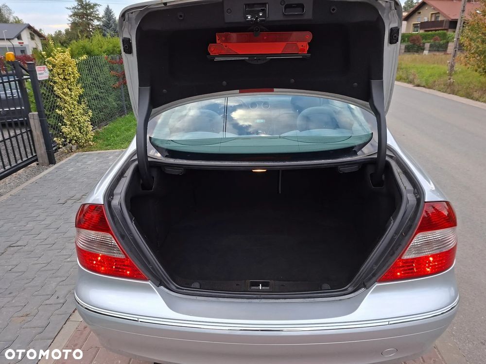 Mercedes-Benz CLK - 40
