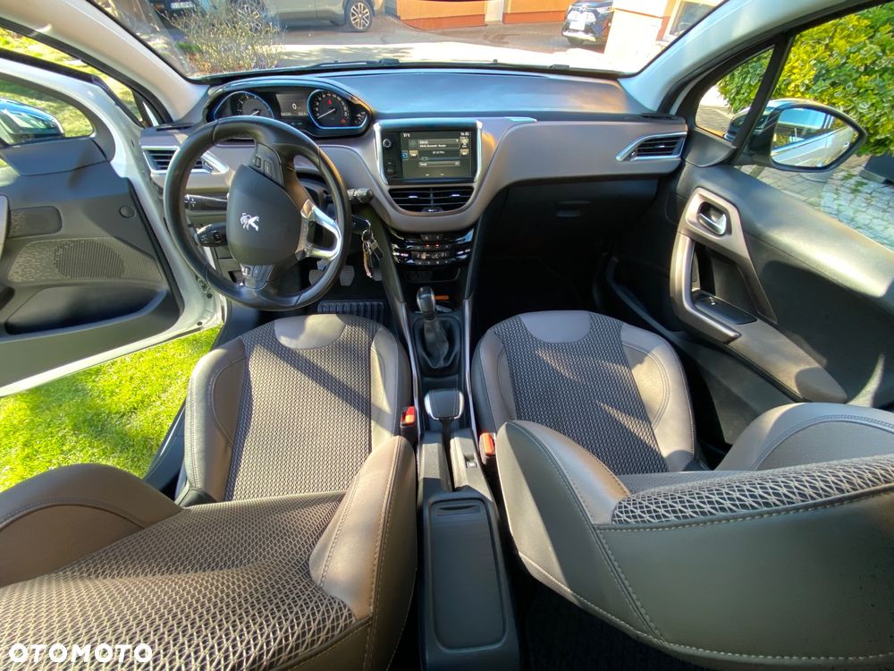 Peugeot 2008 1.6 VTi Allure - 6