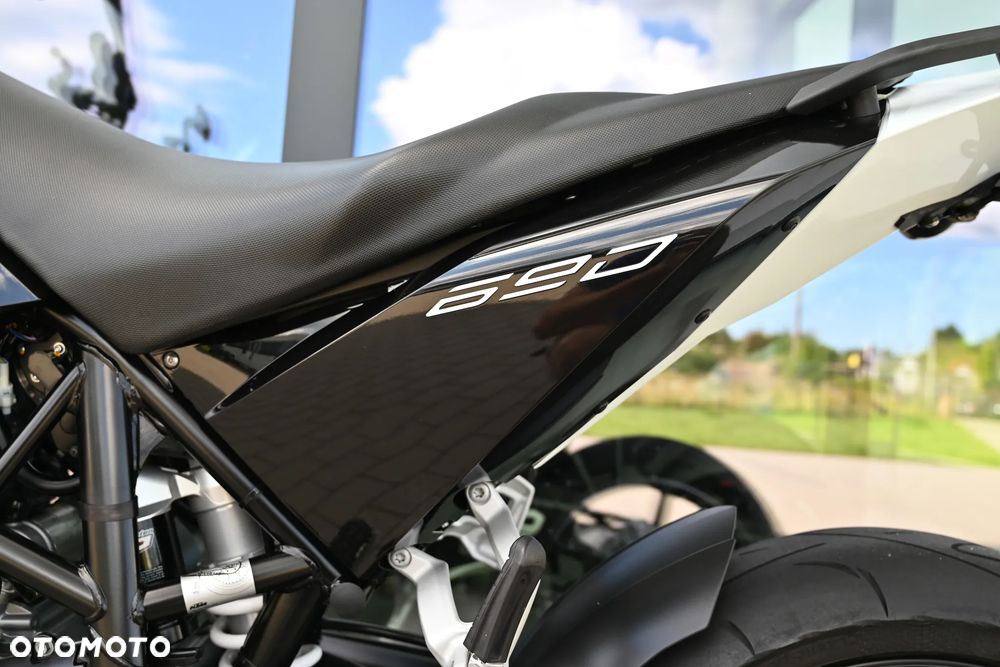 KTM Duke - 37