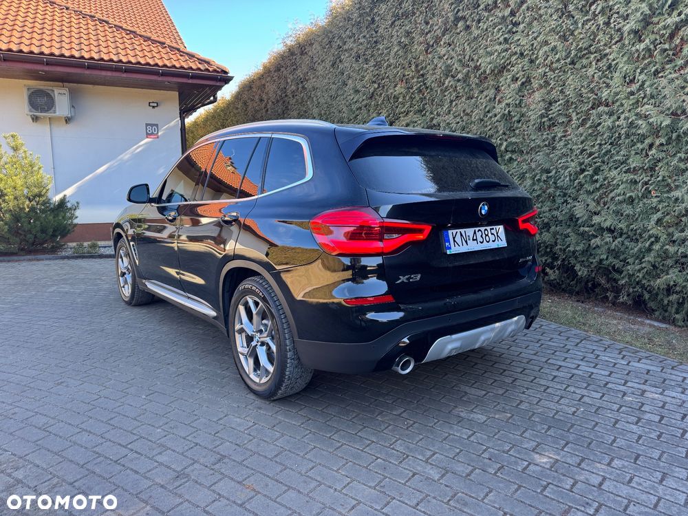 BMW X3 xDrive30i GPF Luxury Line - 10