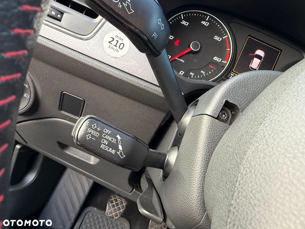 Seat Leon 2.0 TDI DPF Start&Stop FR - 36