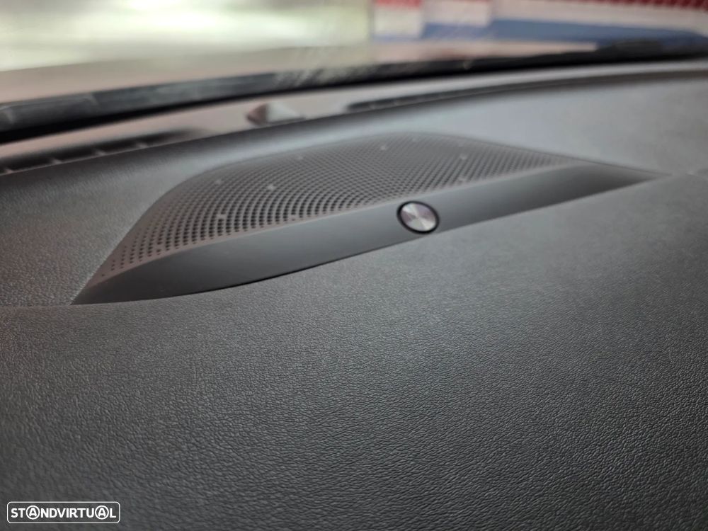 Ford Focus 1.5 TDCi ECOBlue Vignale - 28