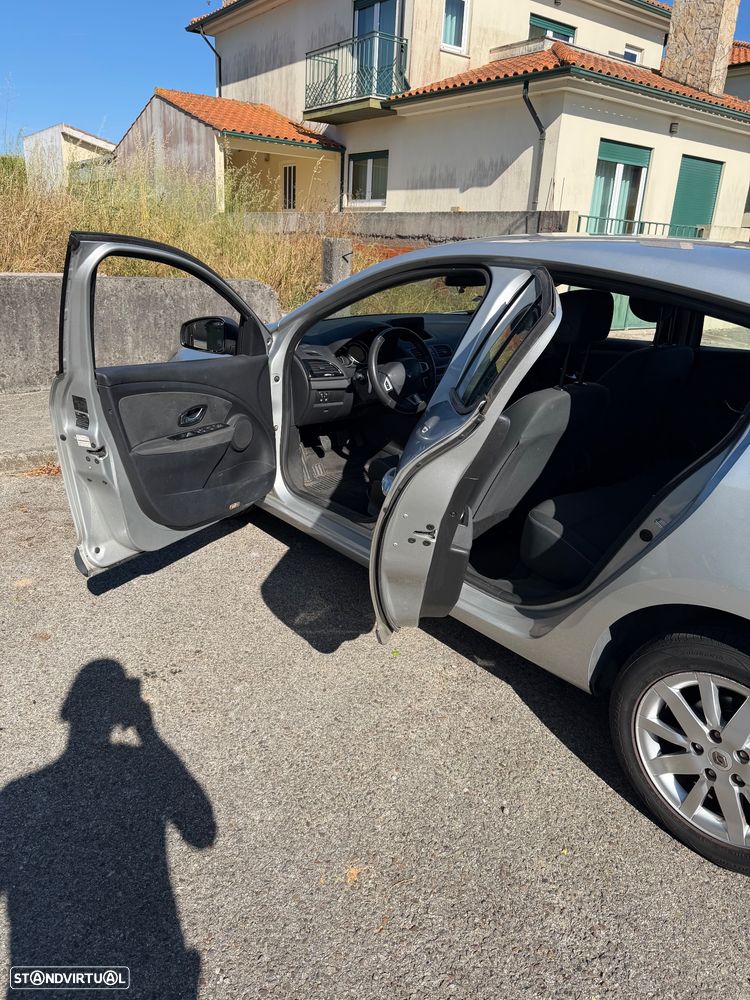 Renault Mégane dCi 90 FAP Expression - 5