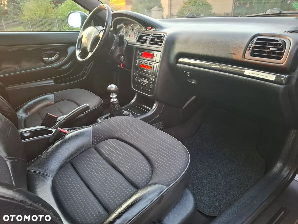 Peugeot 406 2.2 - 9