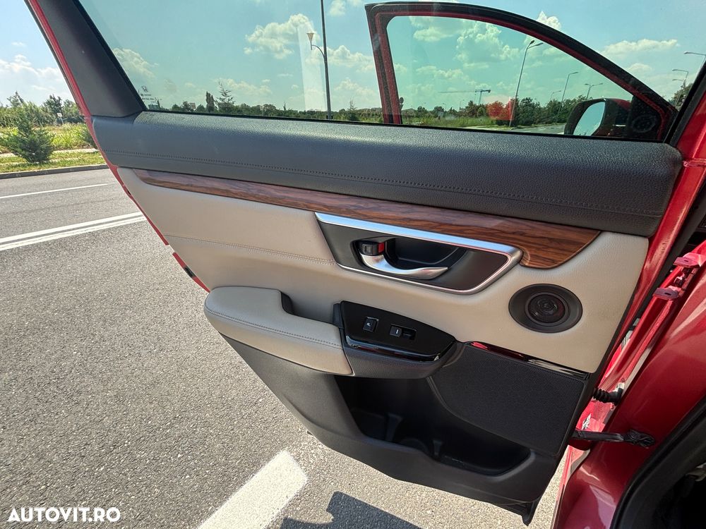 Honda CR-V 1.5 VTEC Turbo 4WD CVT Executive - 9